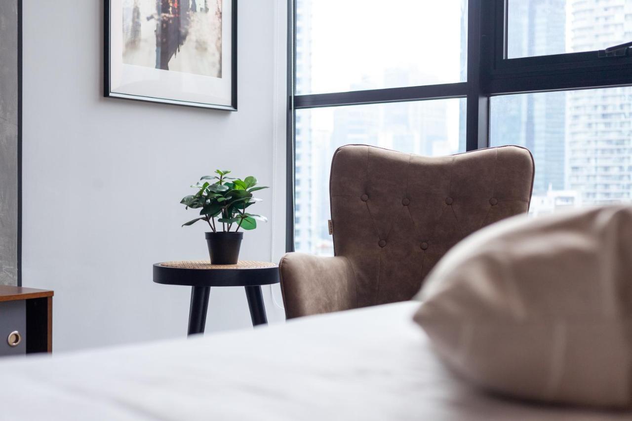 Scarletz Suites Klcc Куала-Лумпур Экстерьер фото
